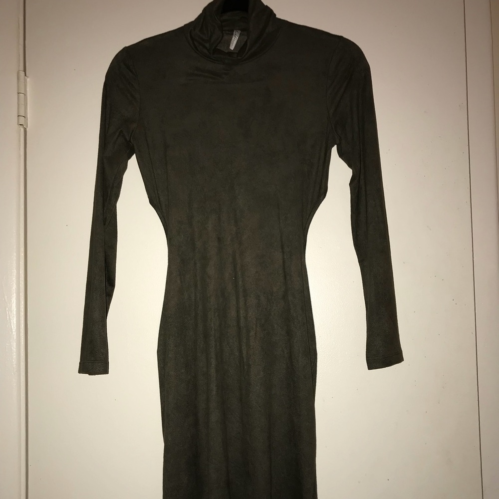 Suede open back dress - Picture 2 of 3